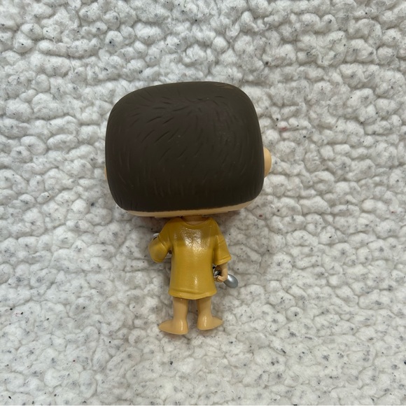Funko POP! #718 Stranger Things Eleven in Burger Shirt with Ice Cream - Picture 2 of 9